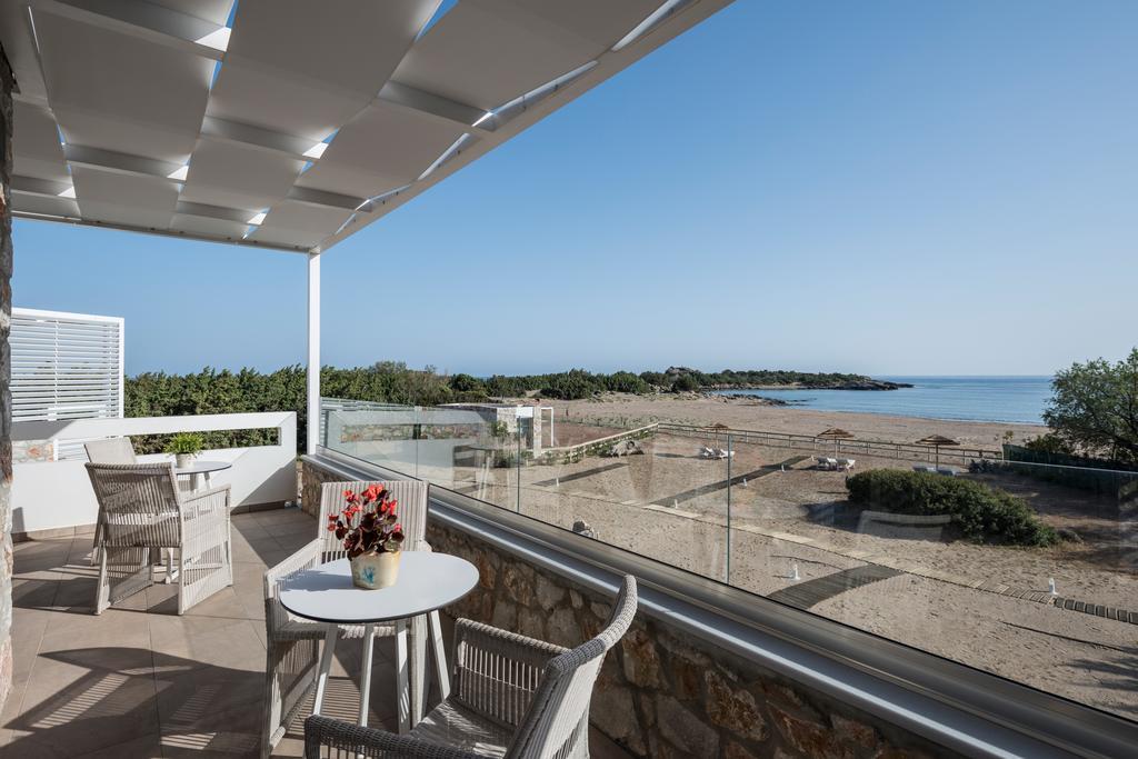 Cedar Bay Beachside Villas Palaiochora Exterior photo